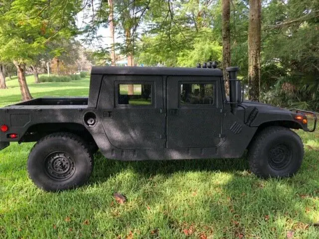 1985 customized hmmwv factory hardtop and ac system
