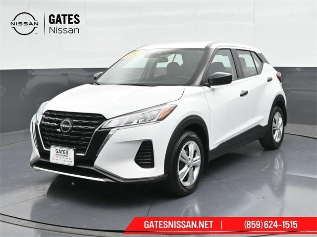 2023 nissan kicks s