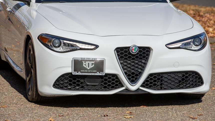 2017 alfa romeo giulia base