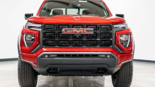2024 GMC Canyon