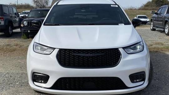 2024 Chrysler Pacifica hybrid select