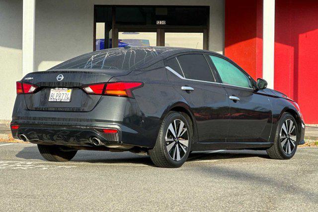 2020 nissan altima 2.5 sv