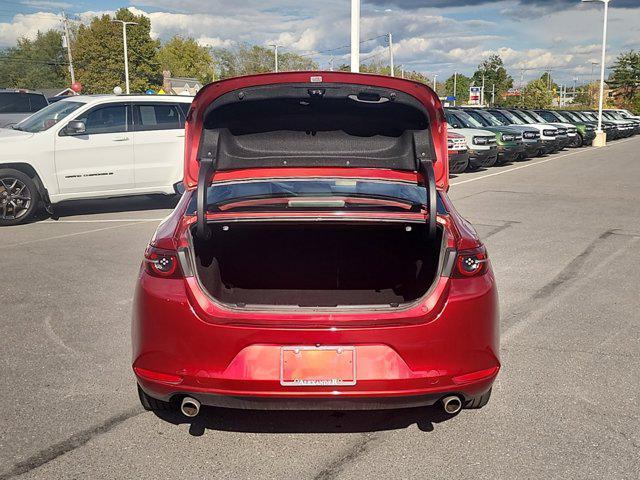 2019 mazda mazda3 fwd w/premium package