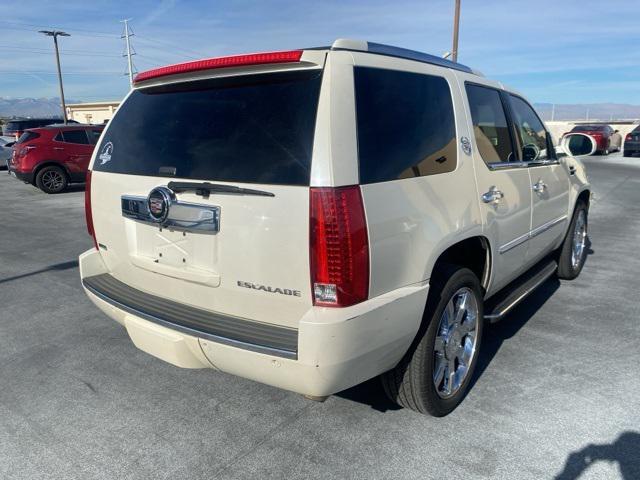 2011 cadillac escalade luxury