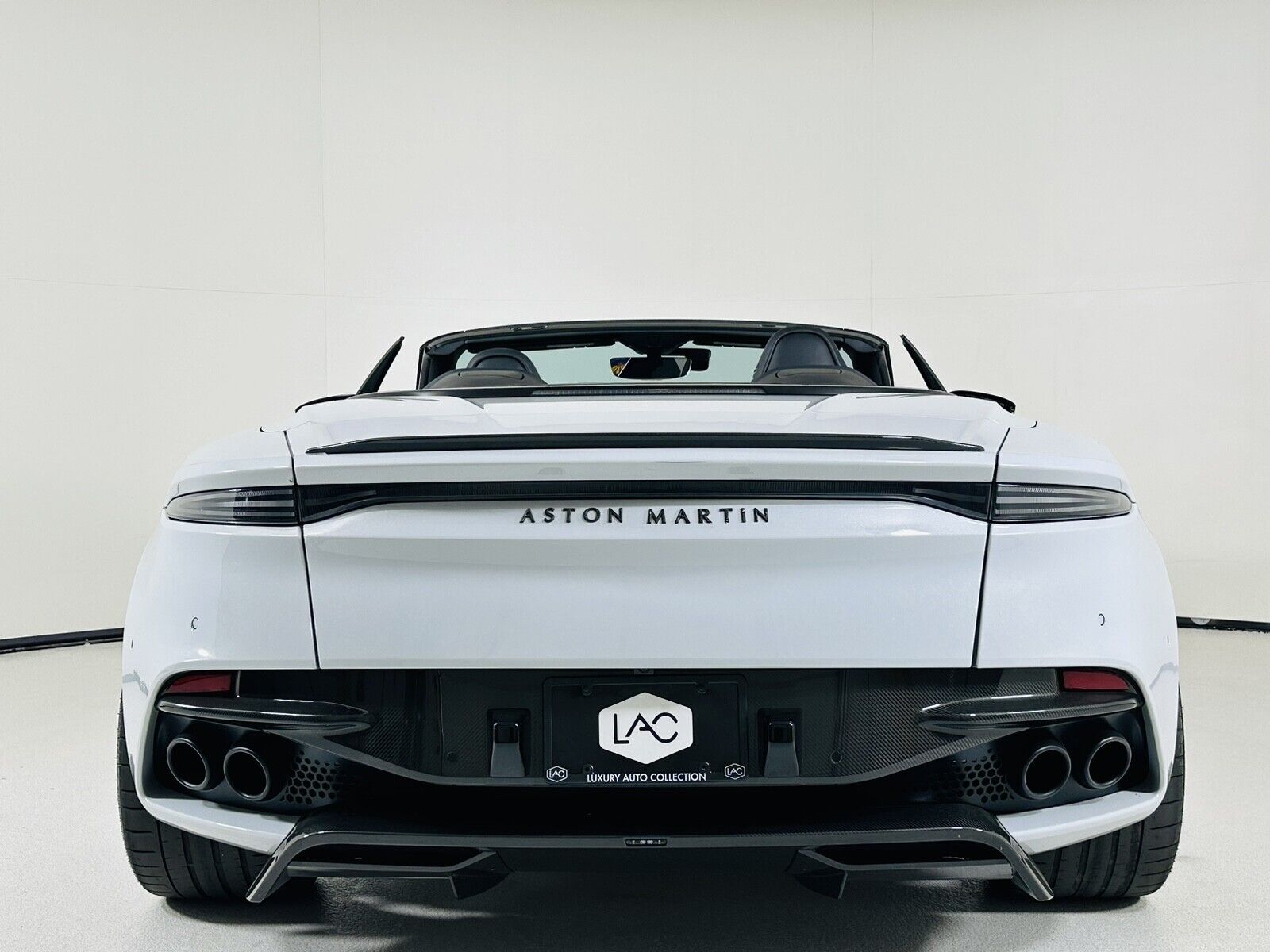 2020 aston martin dbs superleggera volante | special aml paint | tons of
