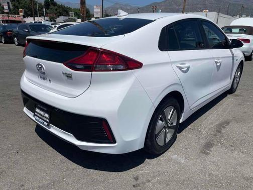 2017 hyundai ioniq hybrid