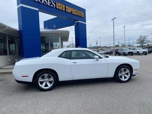 2023 dodge challenger sxt 2dr rear-wheel drive coupe in jefferson, west virginia