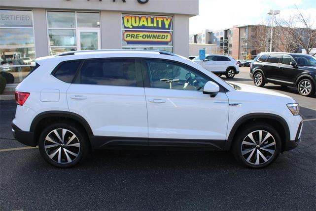 2022 volkswagen taos 1.5t se