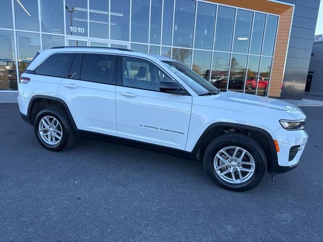 2023 jeep grand cherokee laredo