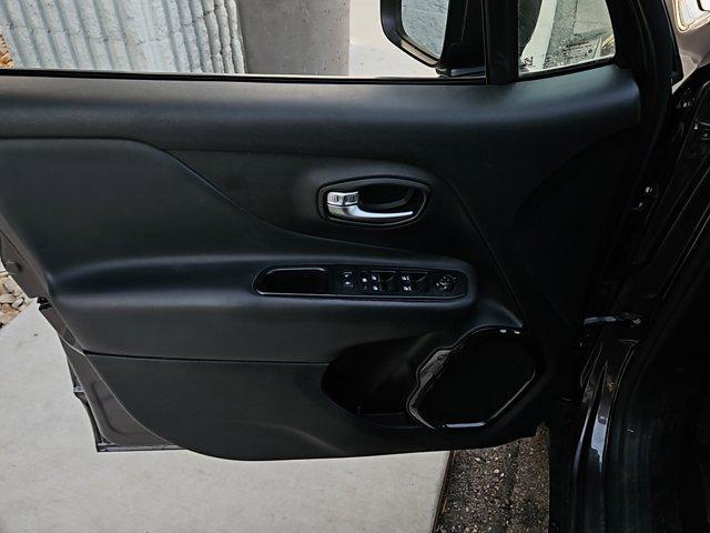 2018 jeep renegade altitude