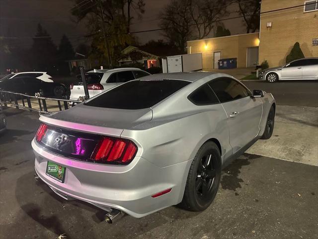 2017 ford mustang v6