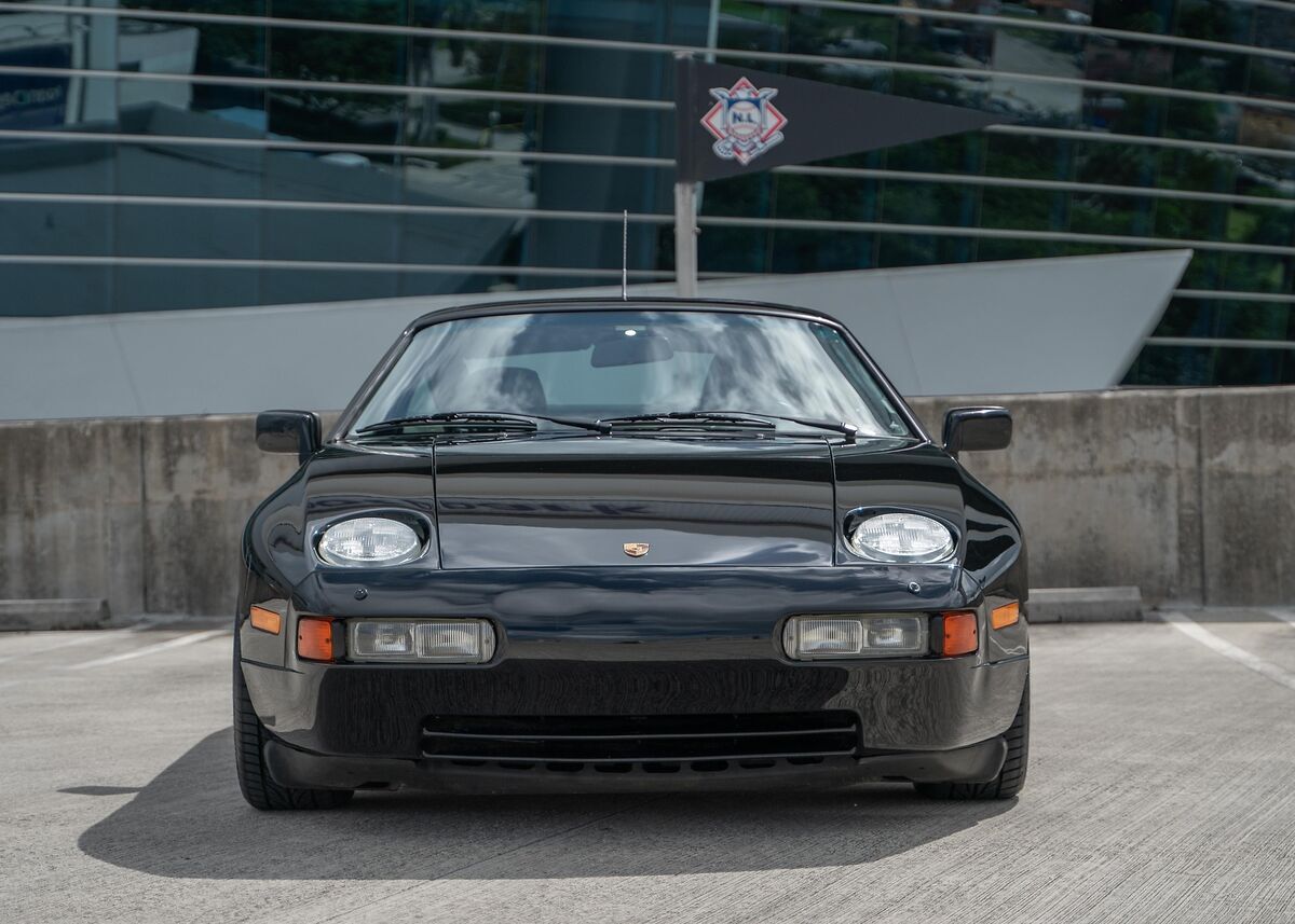 1991 porsche 928 gt - 5 speed - recently serviced - clean carfax
