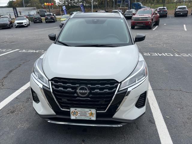 2024 nissan kicks sv