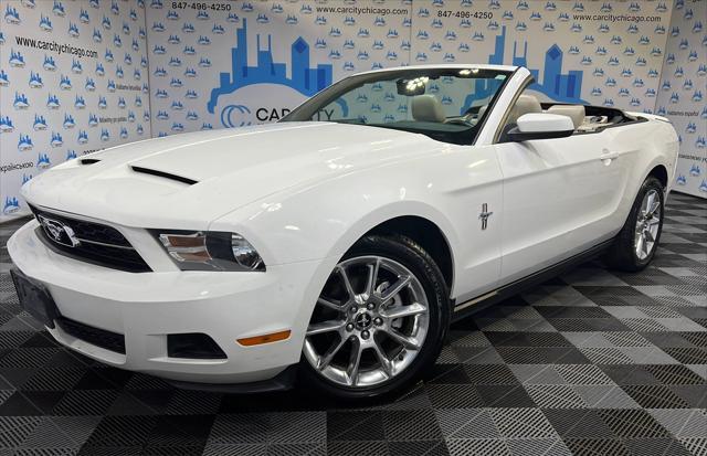 2010 ford mustang base