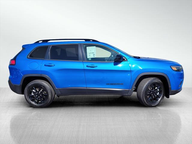 2023 jeep cherokee altitude