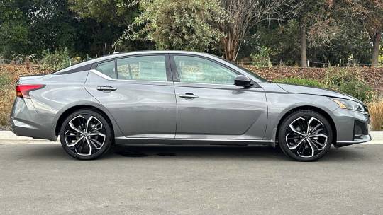 2025 Nissan Altima