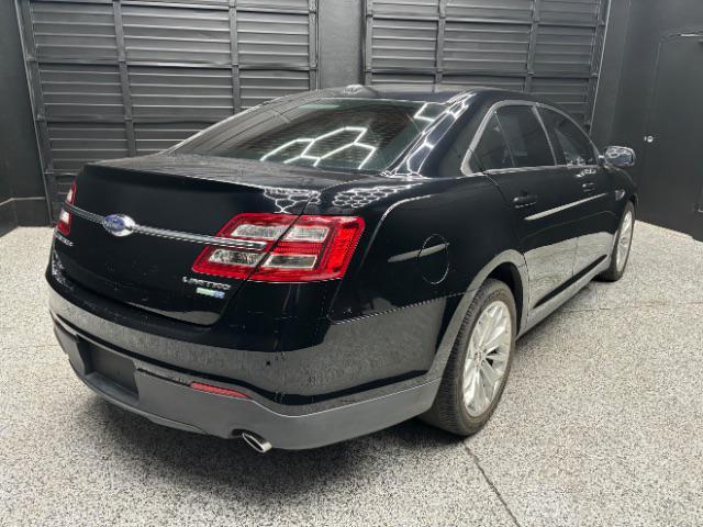 2018 ford taurus limited
