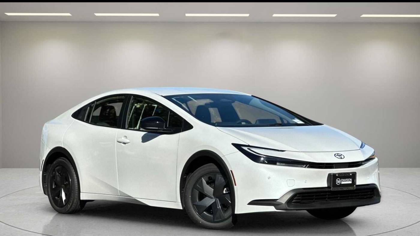 2023 toyota prius le