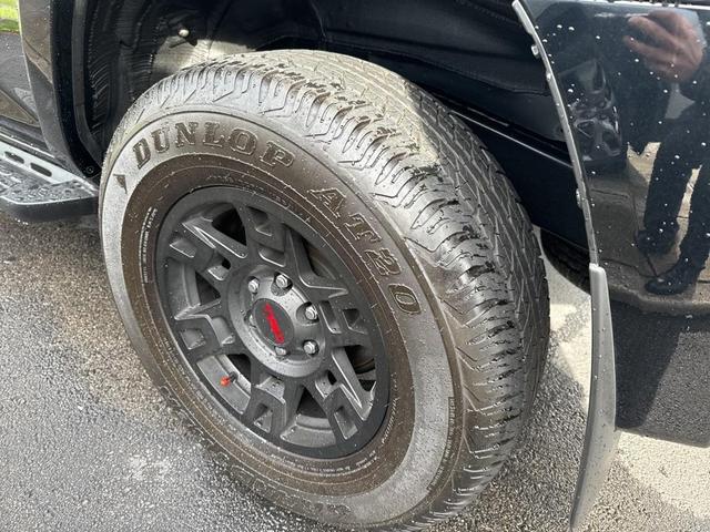 2024 toyota 4runner trd off road premium