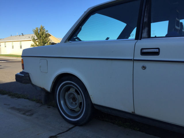 volvo 1981 2dr. 240 dl
