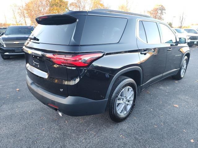 2022 chevrolet traverse lt leather