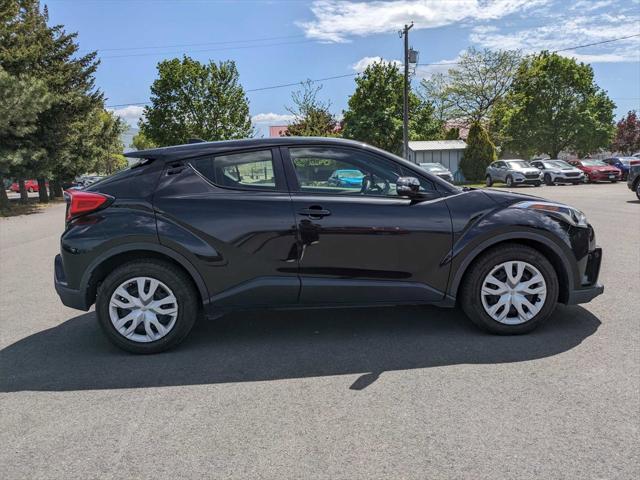 2019 toyota c-hr le