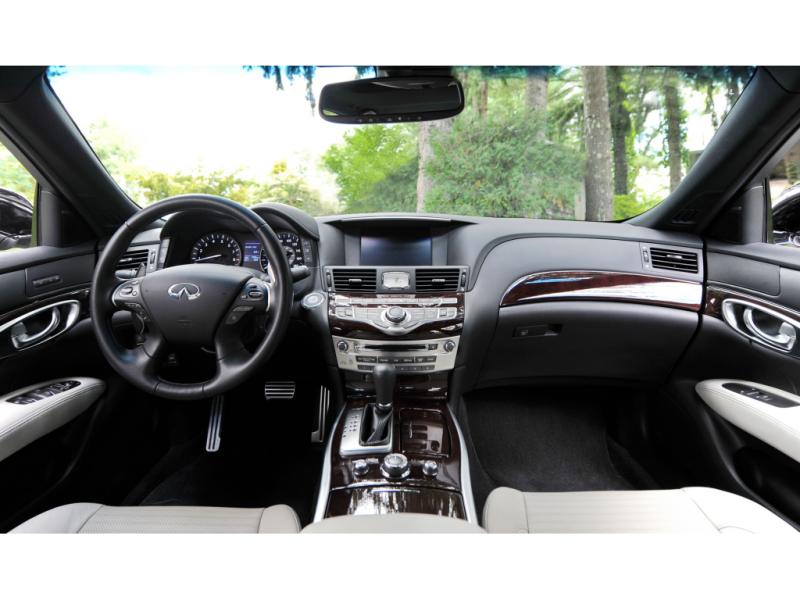2018 Infiniti Q70