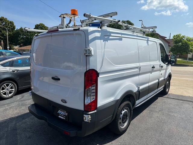 2017 ford transit-150 base