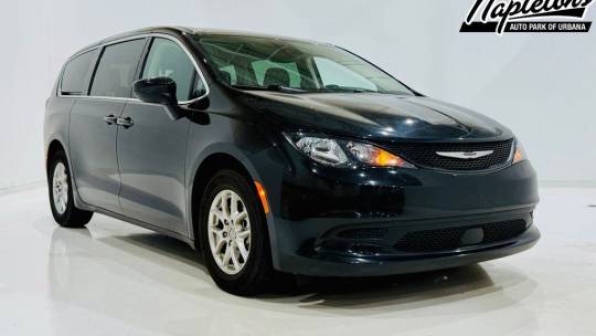 2023 Chrysler Voyager