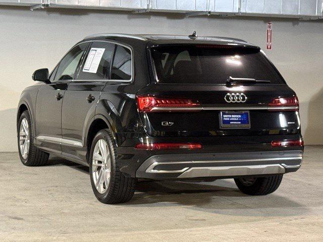 2022 audi q7 55 premium plus