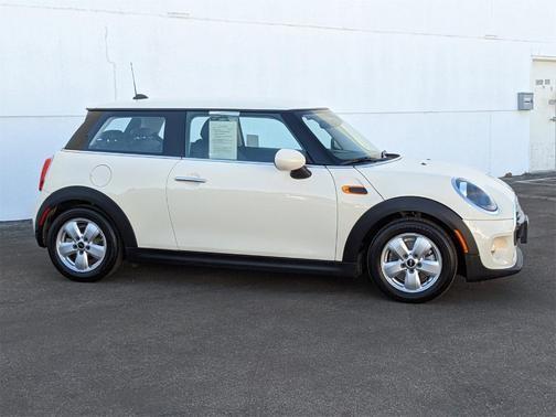 2019 mini hardtop in co bluffs, iowa