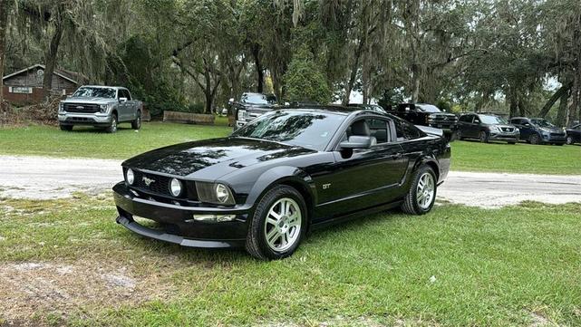 2005 ford mustang gt premium