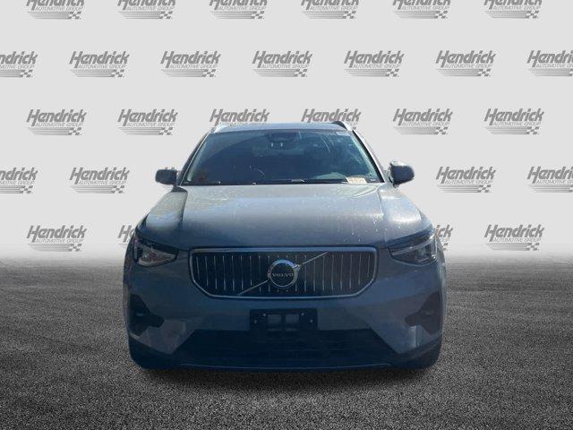 2024 volvo xc40 b5 plus bright theme