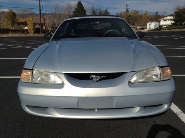 1994 ford mustang convertibleone owner