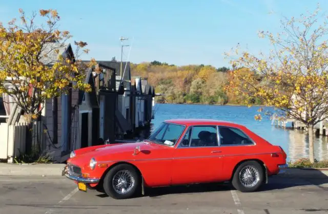 no reserve-1973 mgb-gt excellent daily driver