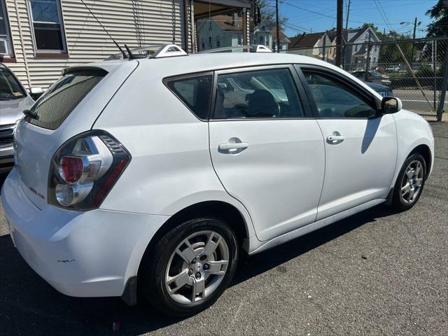 2009 pontiac vibe base