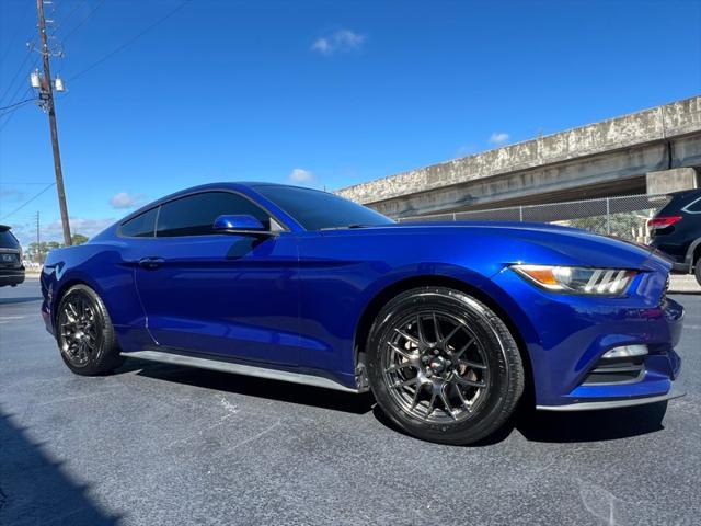 2016 ford mustang v6
