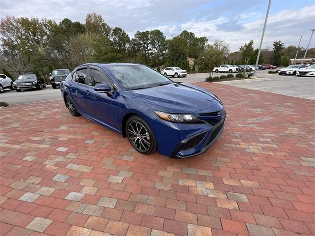 2023 toyota camry se