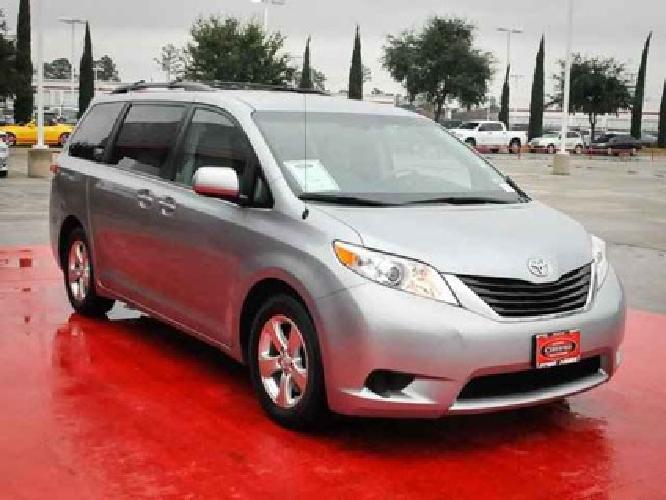 2013 toyota sienna van v6 le one owner warranty in spring, tx