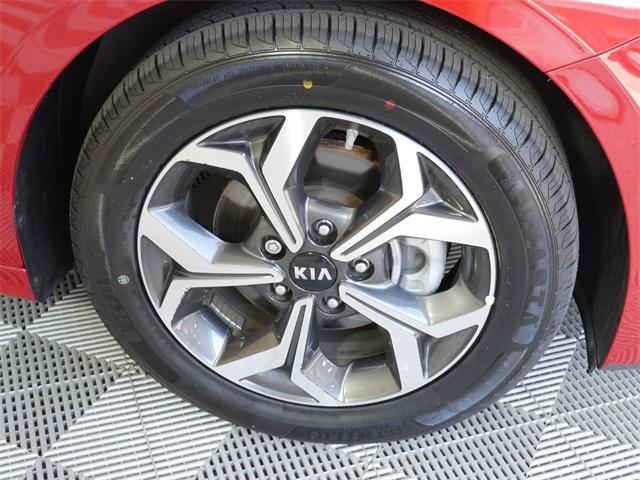 2021 kia forte lxs