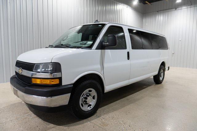 2020 chevrolet express 3500 rwd 3500 extended wheelbase lt