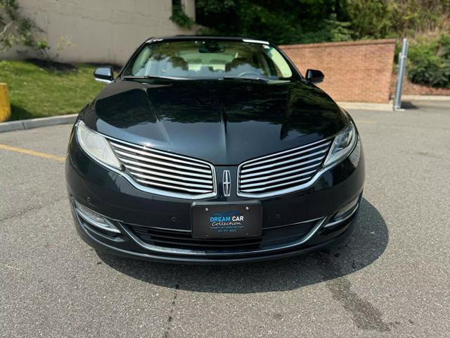 2014 lincoln mkz base