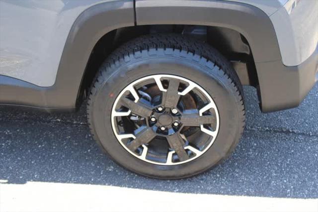 2023 jeep renegade trailhawk