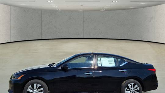 2025 Nissan Altima s