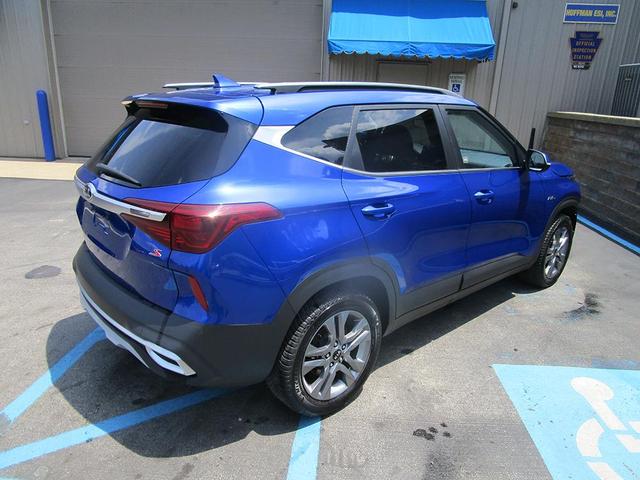 2021 kia seltos s