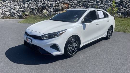 2022 kia forte gt-line