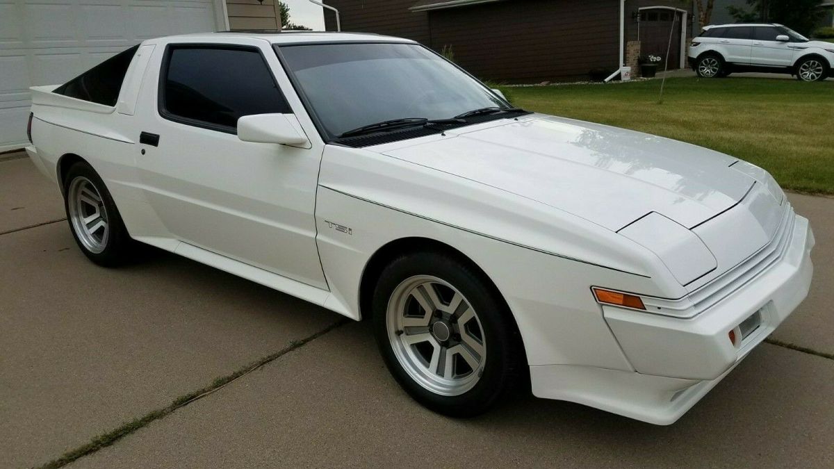 1989 chrysler conquest tsi (mitsubishi starion) white 32k auto