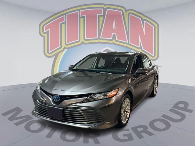 2020 toyota camry hybrid xle