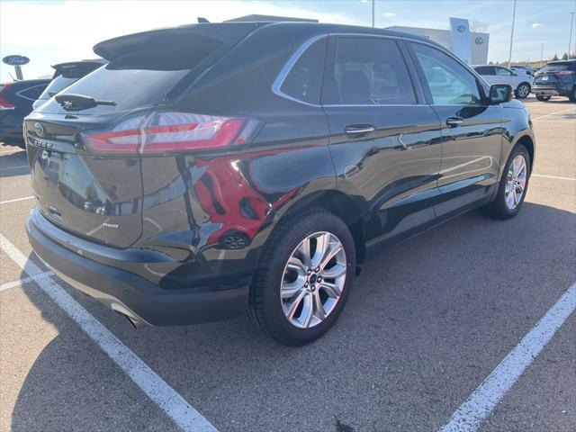 2022 ford edge titanium