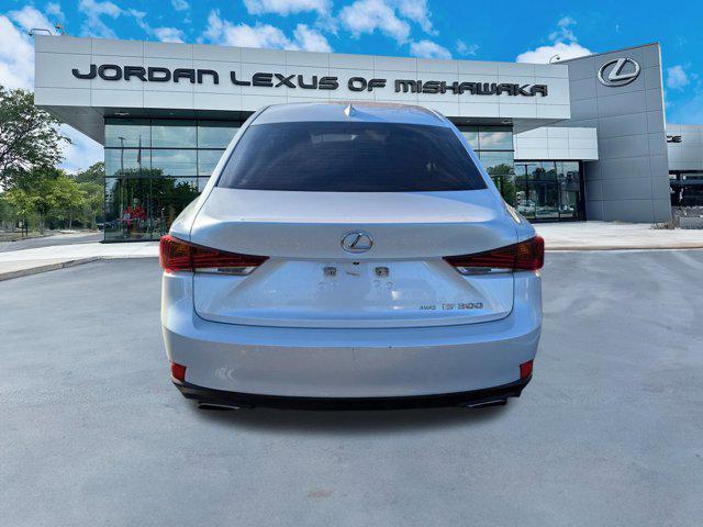 2019 lexus is 300 base